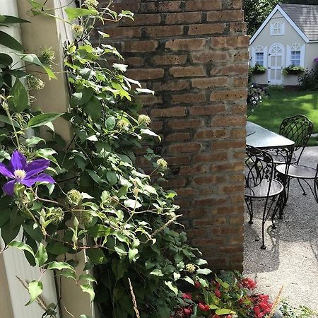 בלויט 1810 Emerson House Bed & Breakfast - Adults Only מראה חיצוני תמונה